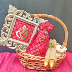 Rose Radiance Wedding Box